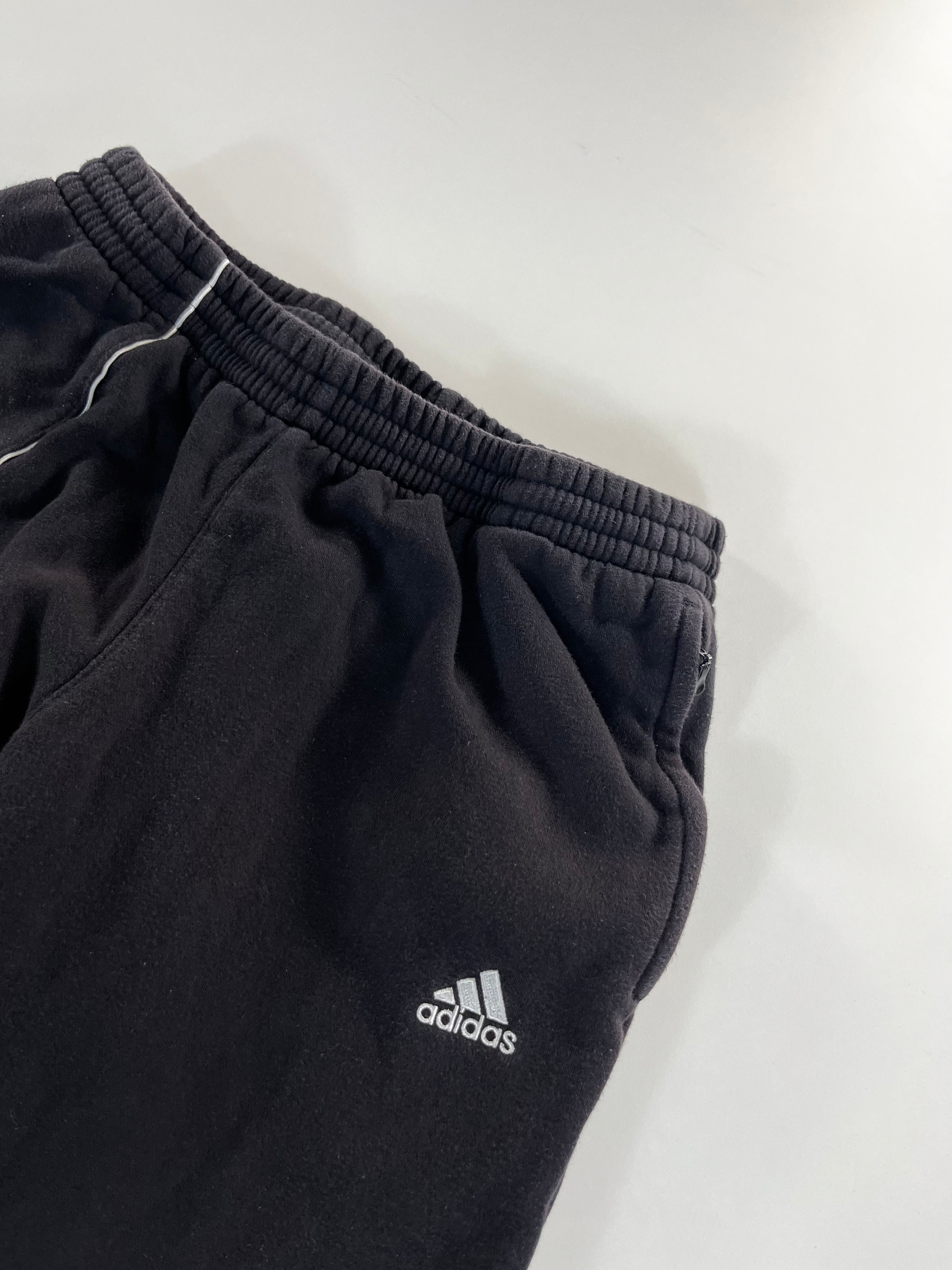 Adidas tracksuit nadrág