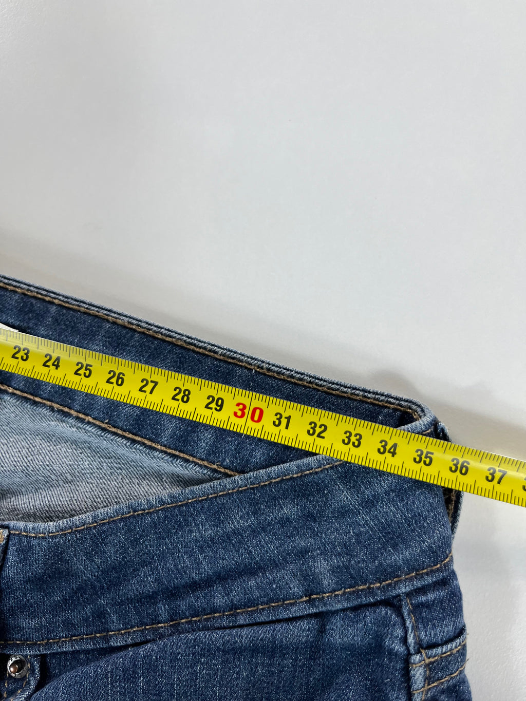 Levi's 712 Slim 28 farmernadrág