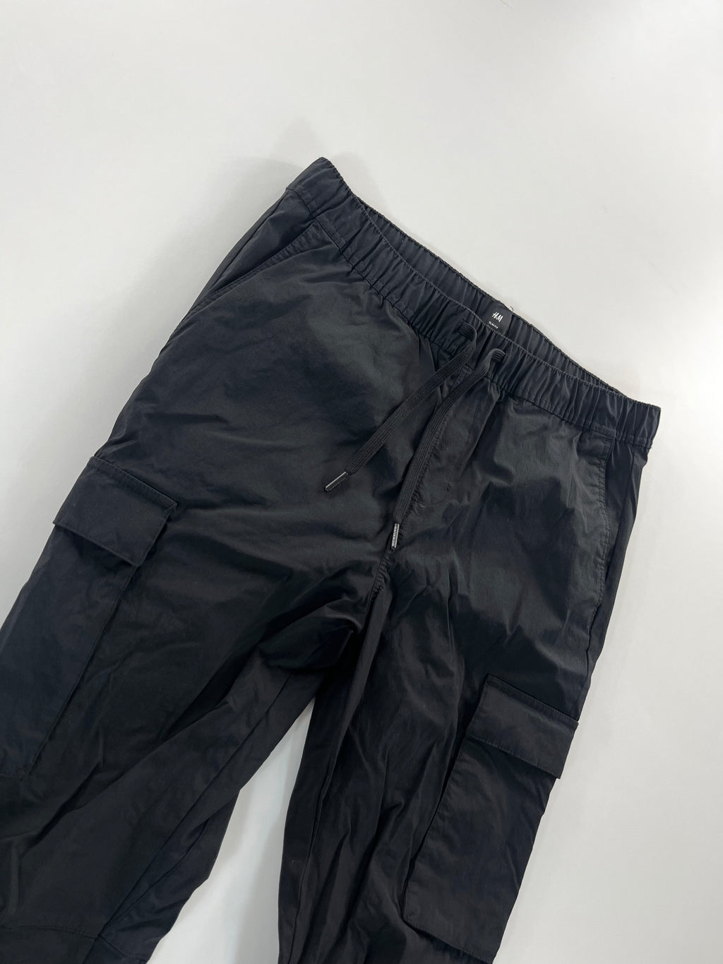 H&M Slim fit cargo nadrág