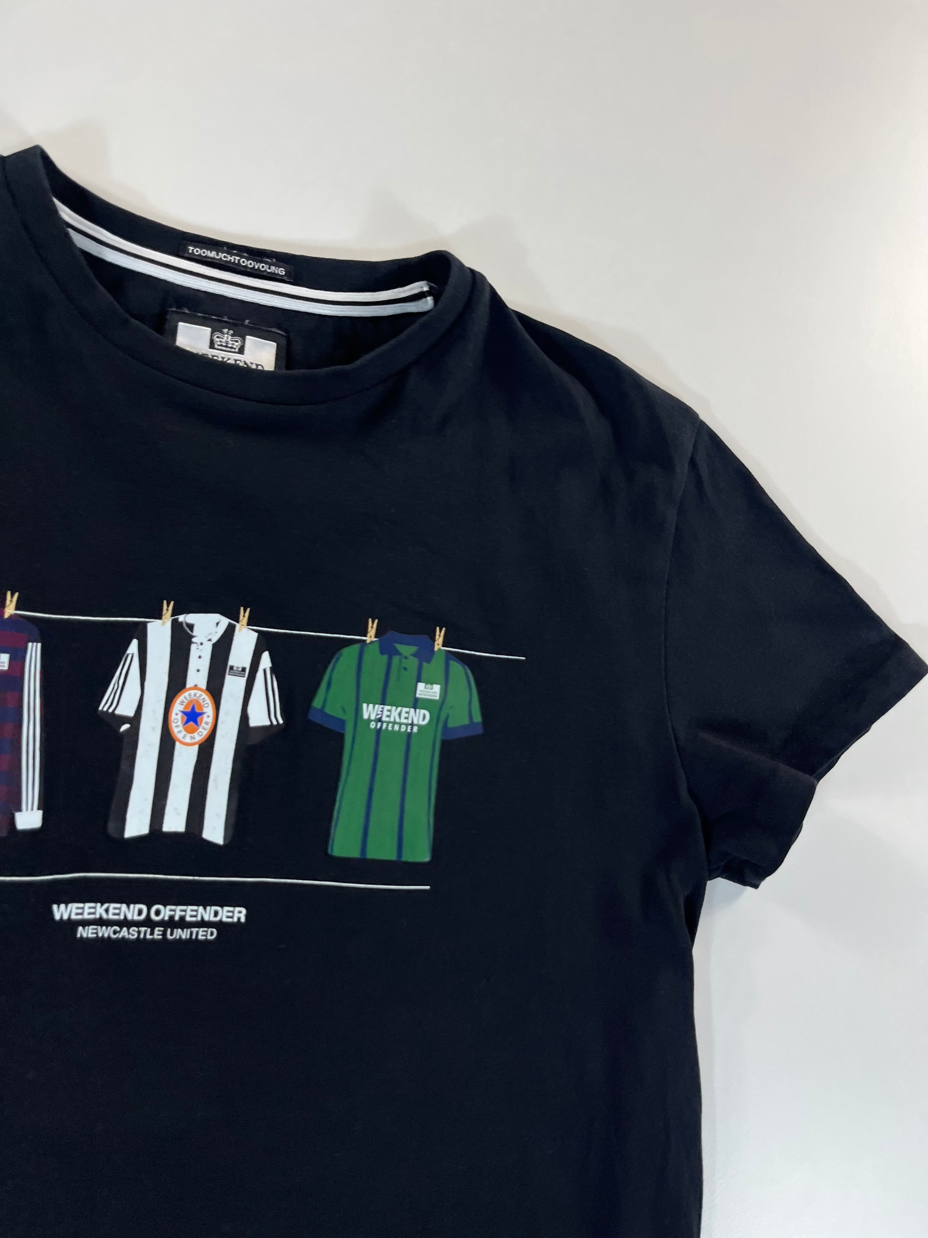 Weekend Offender Newcastle póló