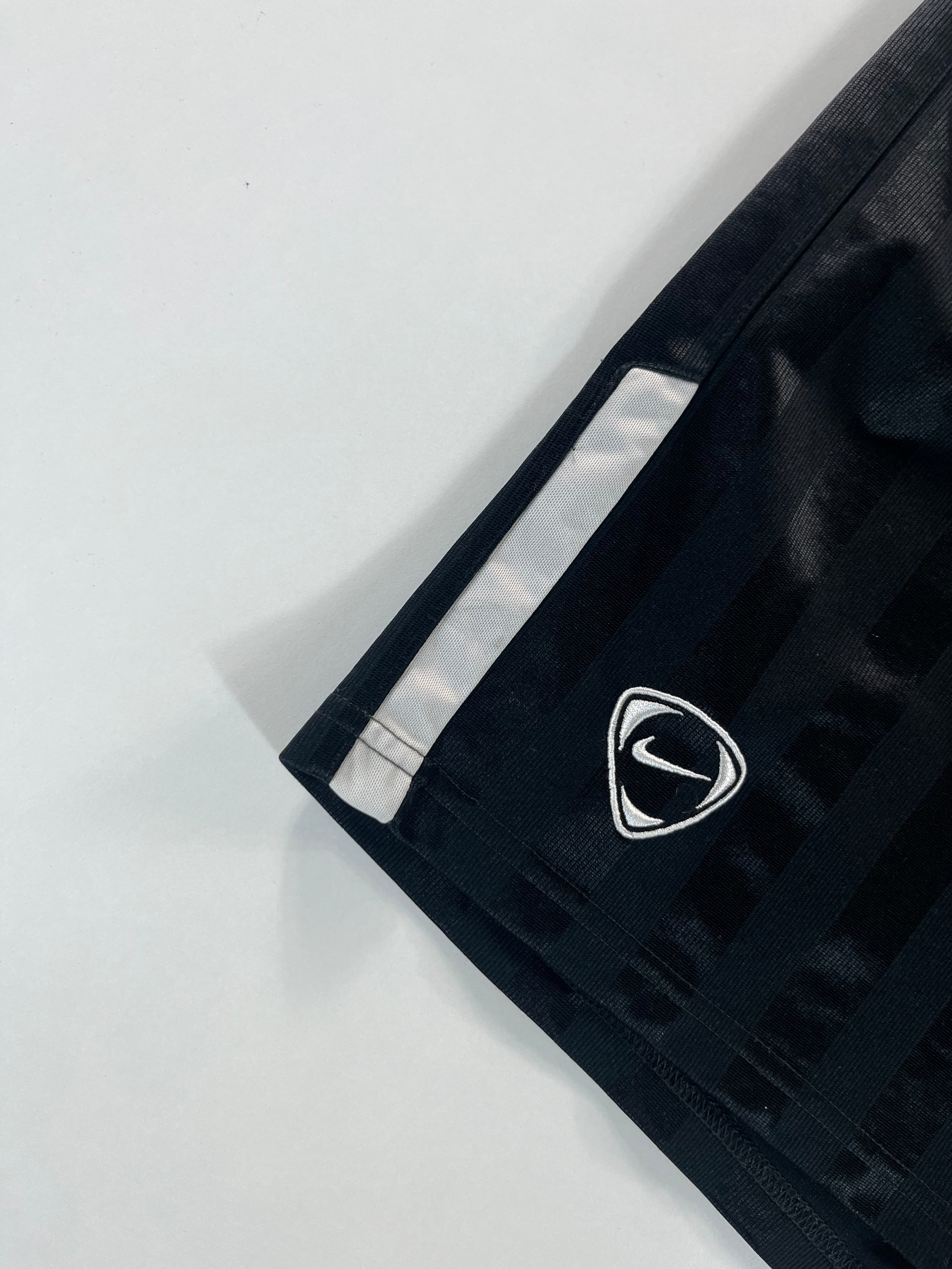 Nike short