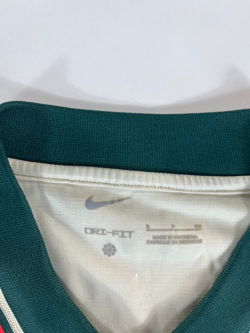 Nike Liverpool 2021-2022 idegenbeli mez