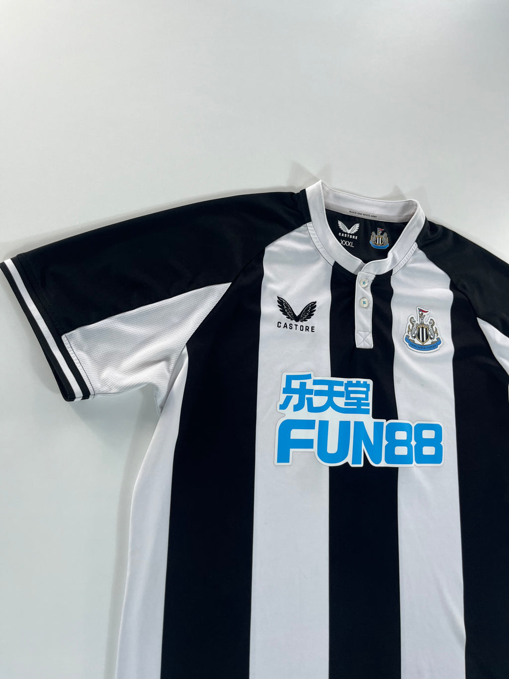 Castore Newcastle United 2021-2022 hazai mez