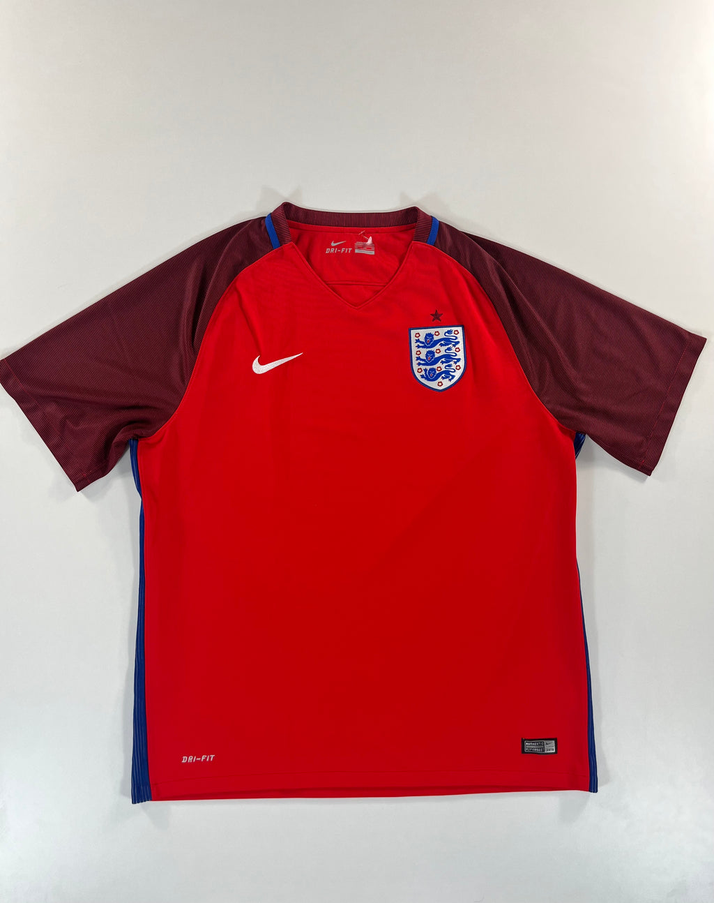 Nike Anglia válogatott 2016-2017 idegenbeli mez