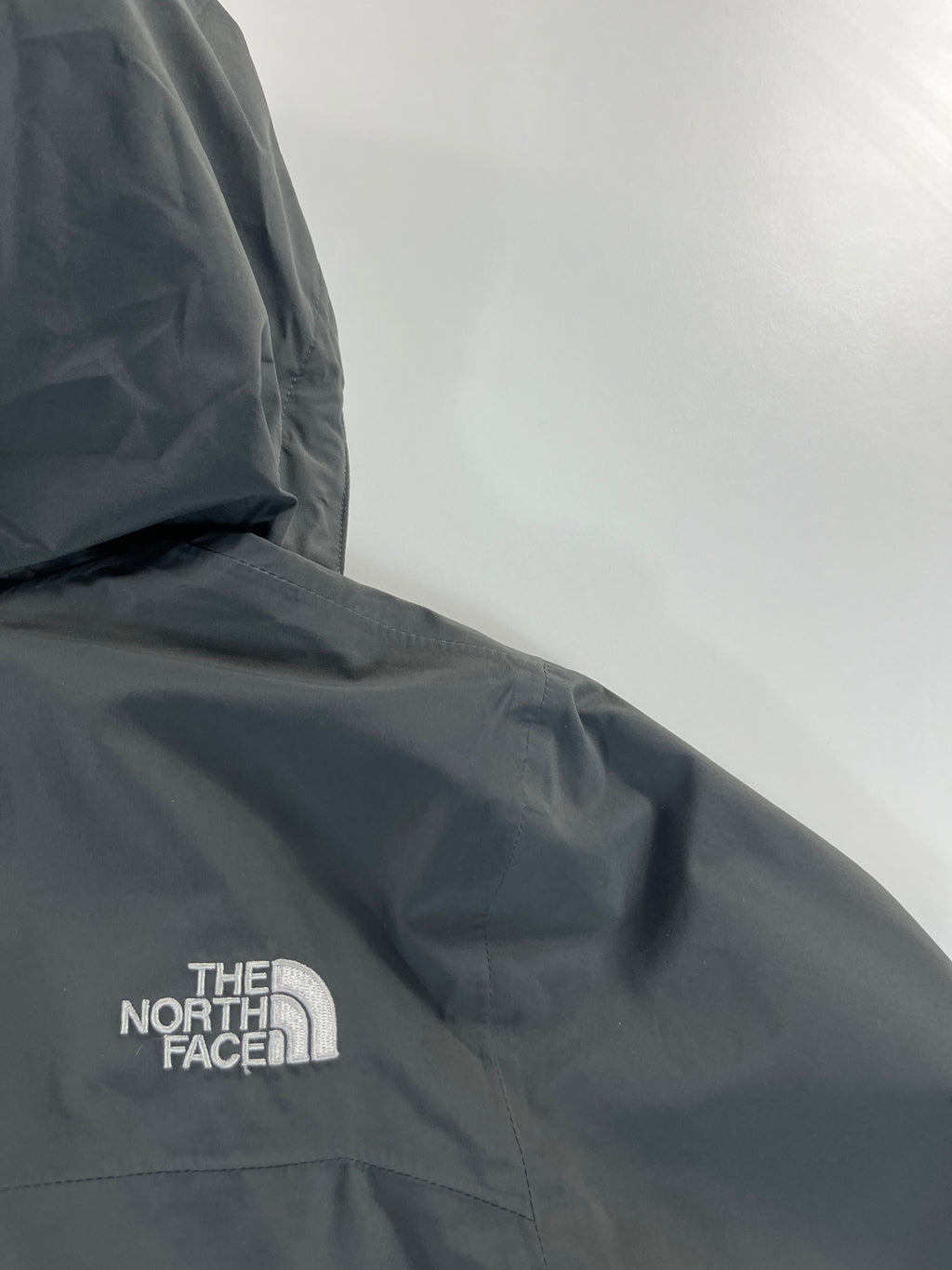 The North Face Hyvent Sangro vizálló dzseki
