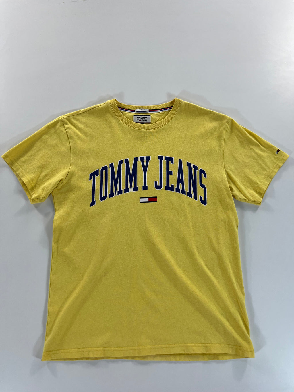 Tommy Jeans Regular Fit póló