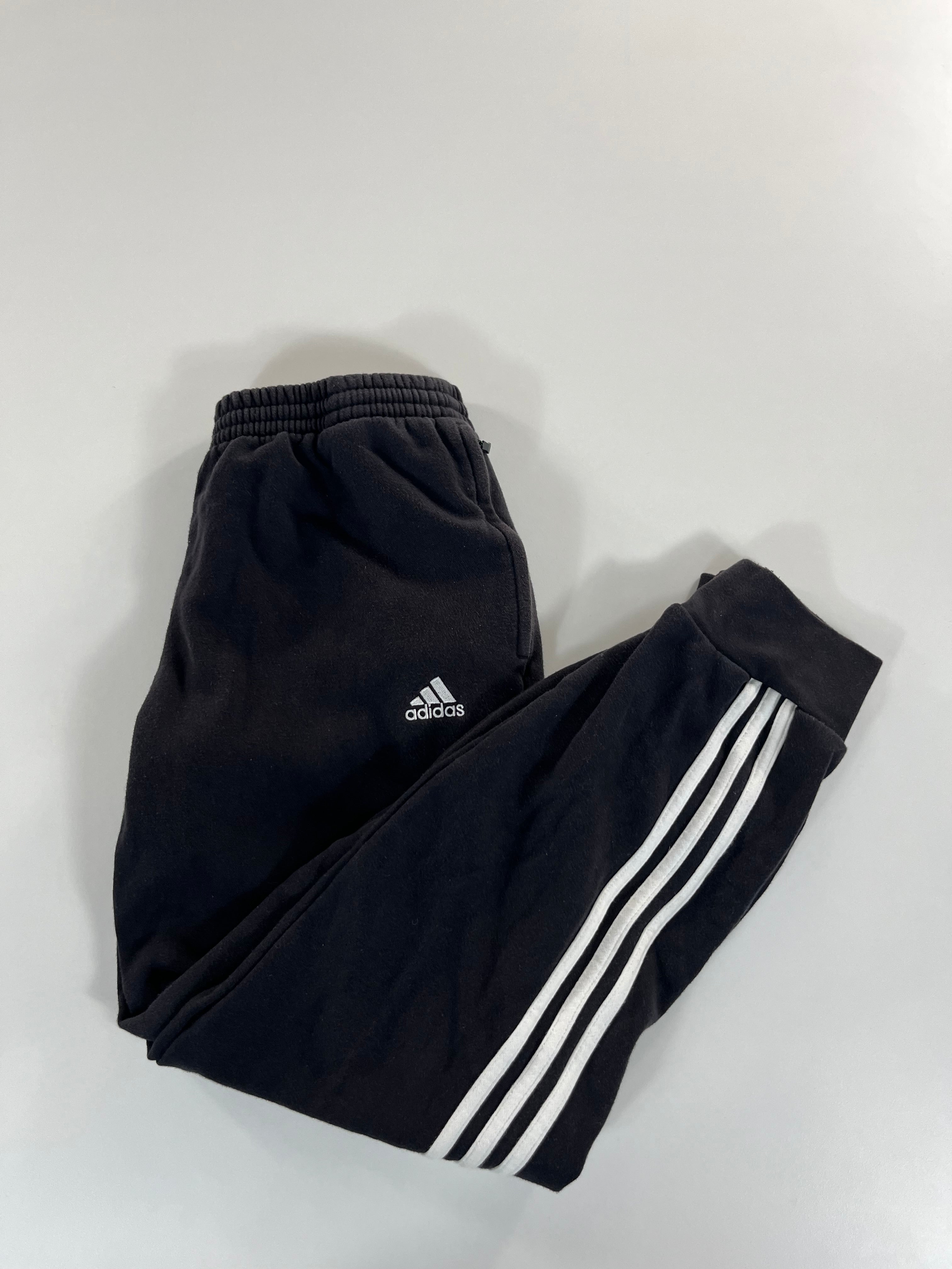 Adidas tracksuit nadrág