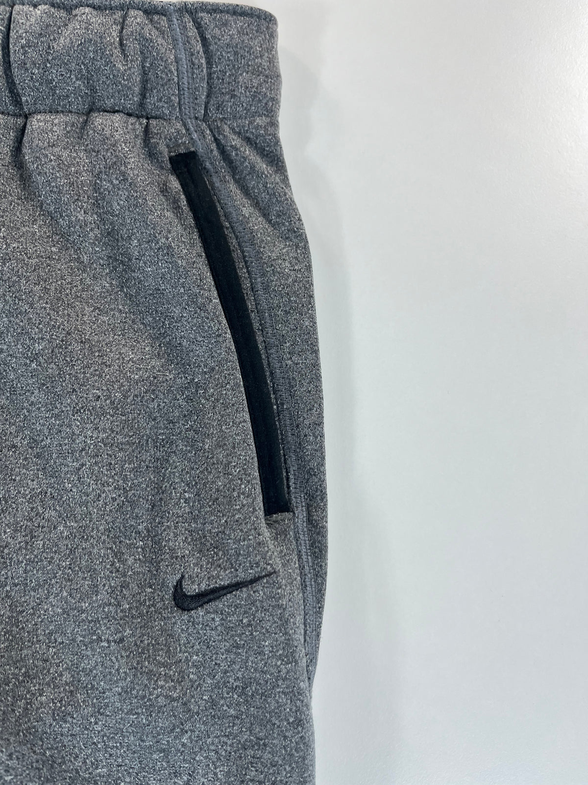 Nike Therma-Fit nadrág