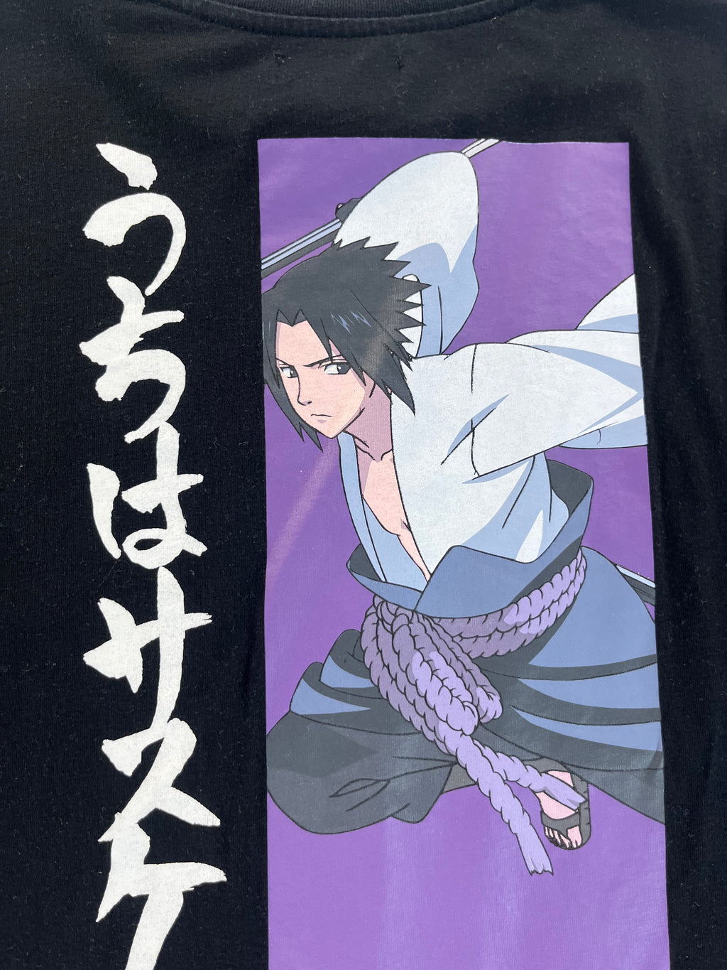 Bershka Naruto Uciha Sasuke póló