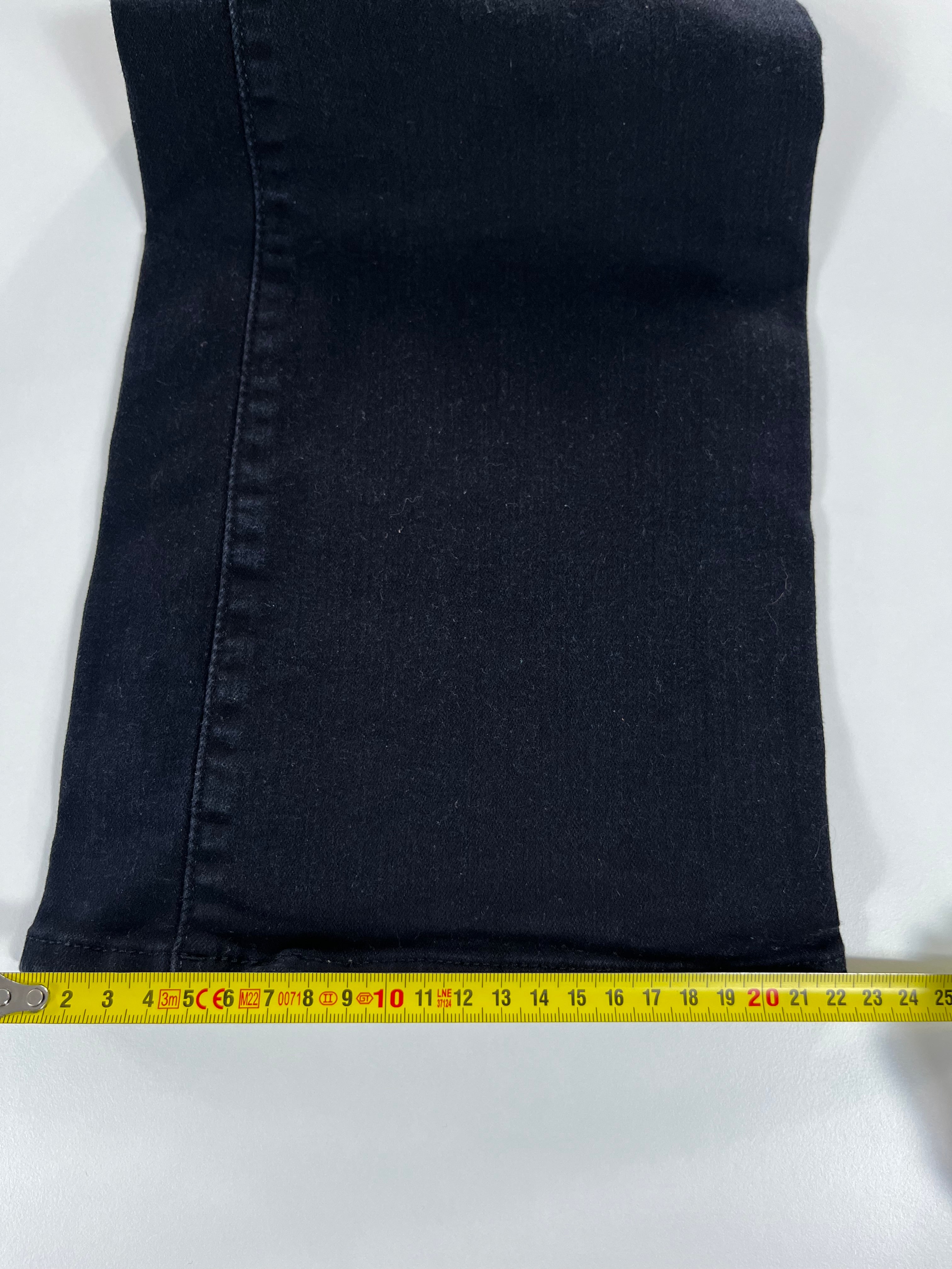Levi's Lot 725 High Rise Bootcut 31 farmernadrág