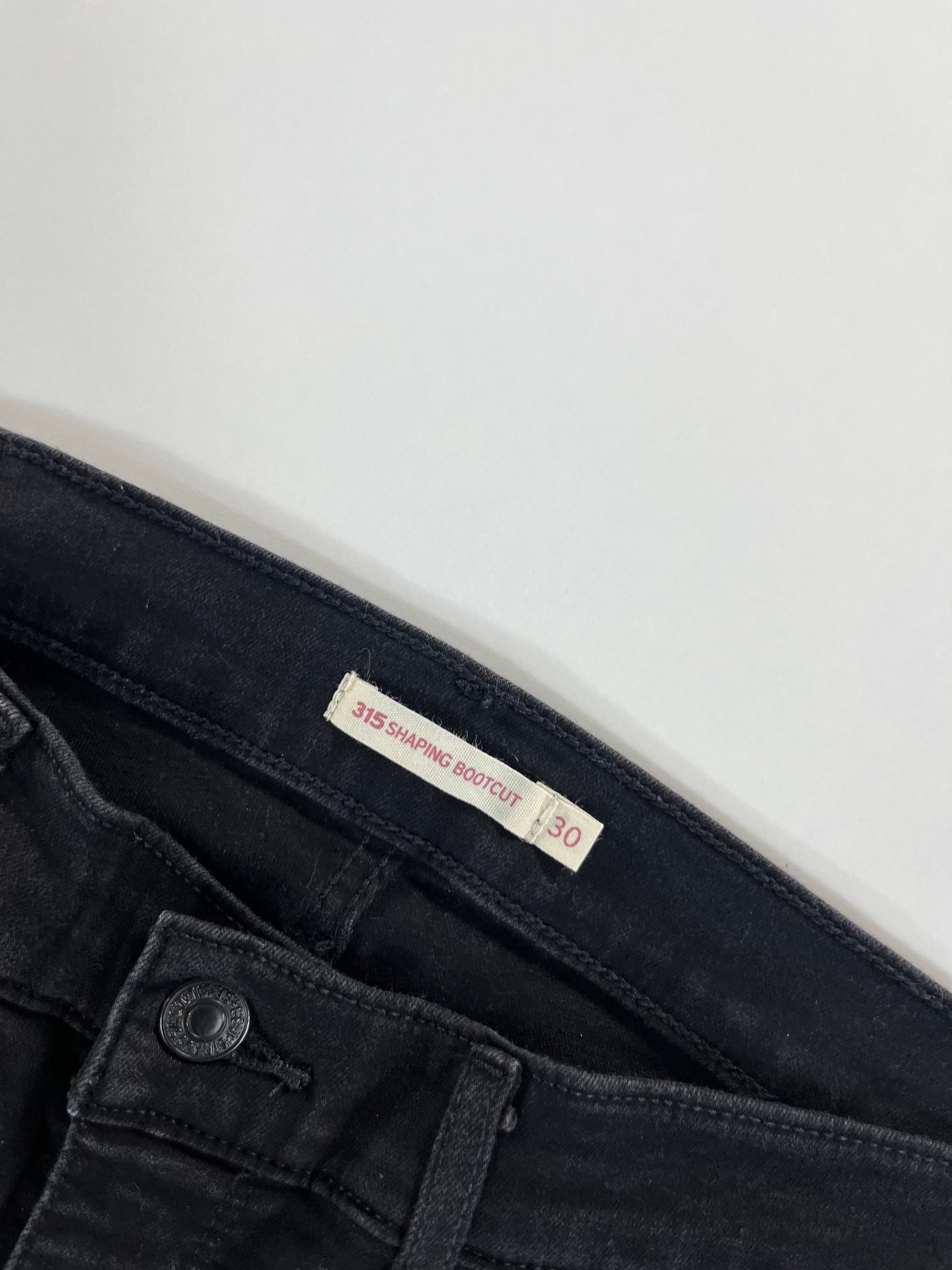 Levi's 315 Shaping Bootcut 30 farmernadrág