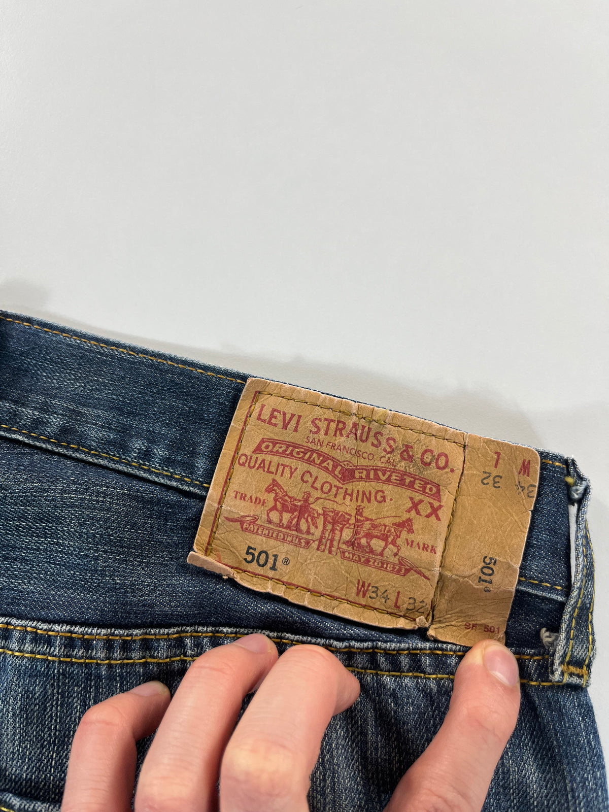 Levi's 501 W34 L32 farmernadrág