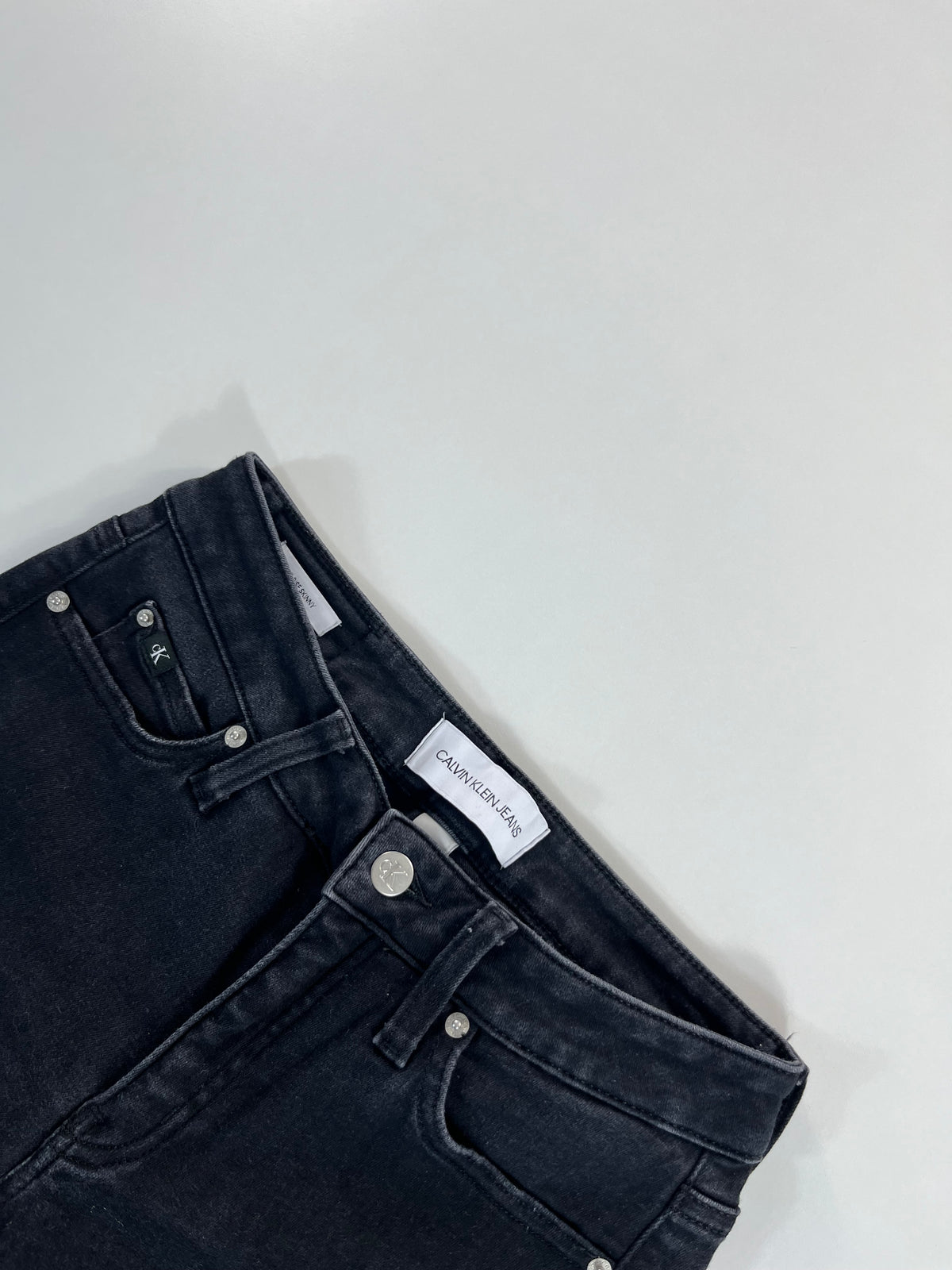 Calvin Klein Jeans Mid Rise Skinny farmernadrág