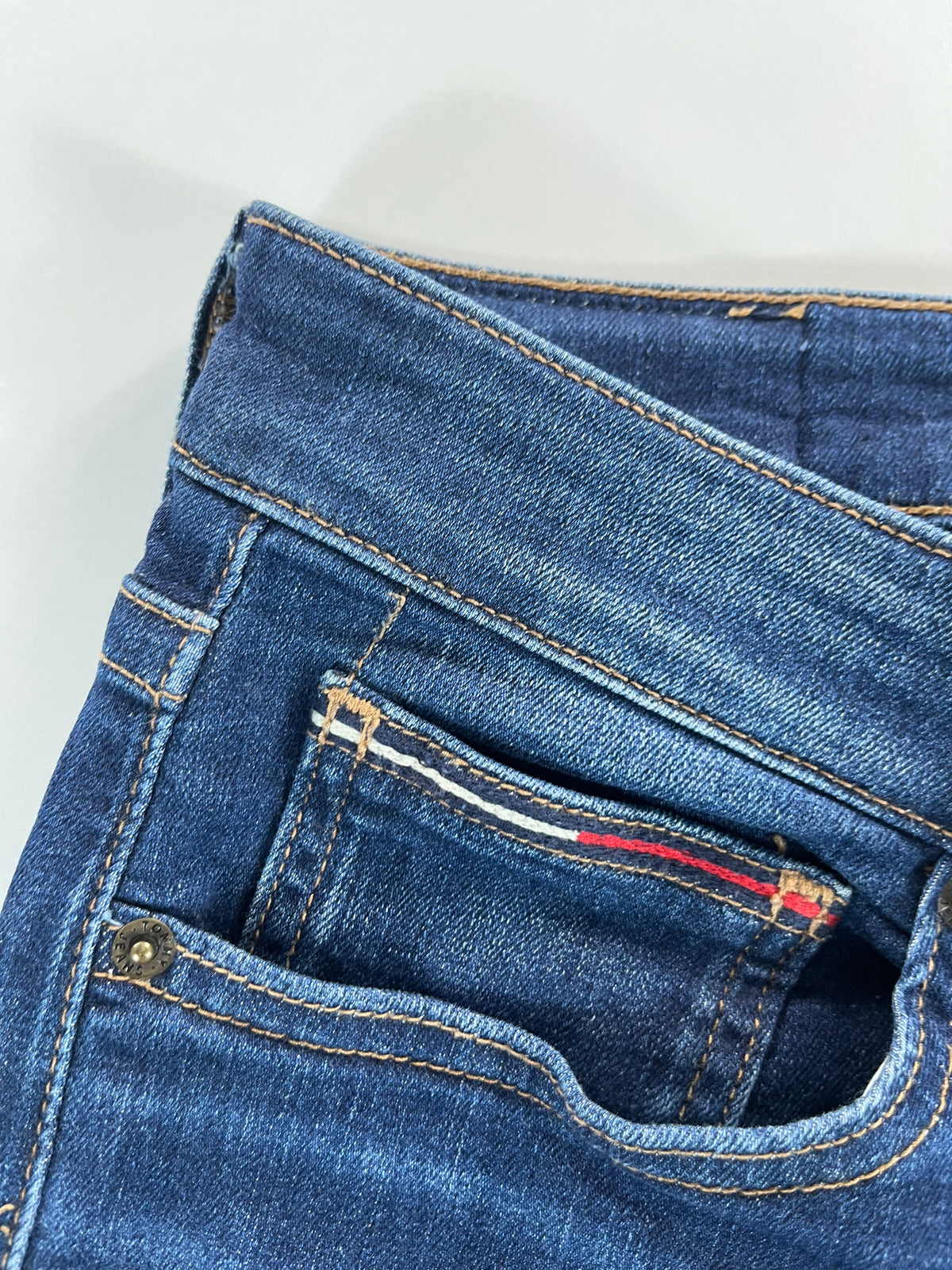Tommy Jeans Slim Fit farmernadrág