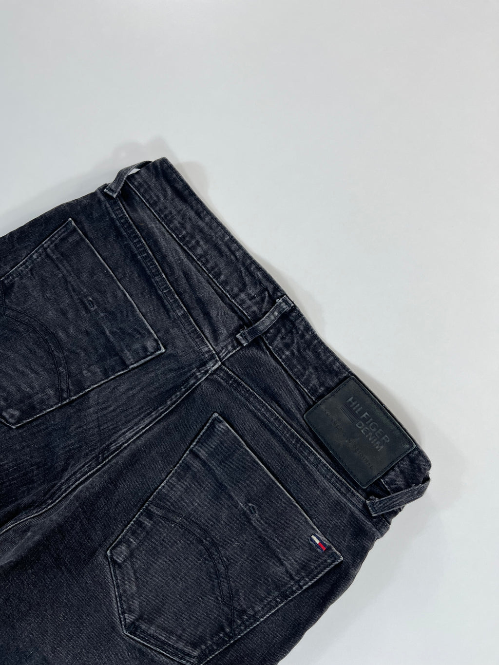 Tommy Jeans Slim Fit farmernadrág
