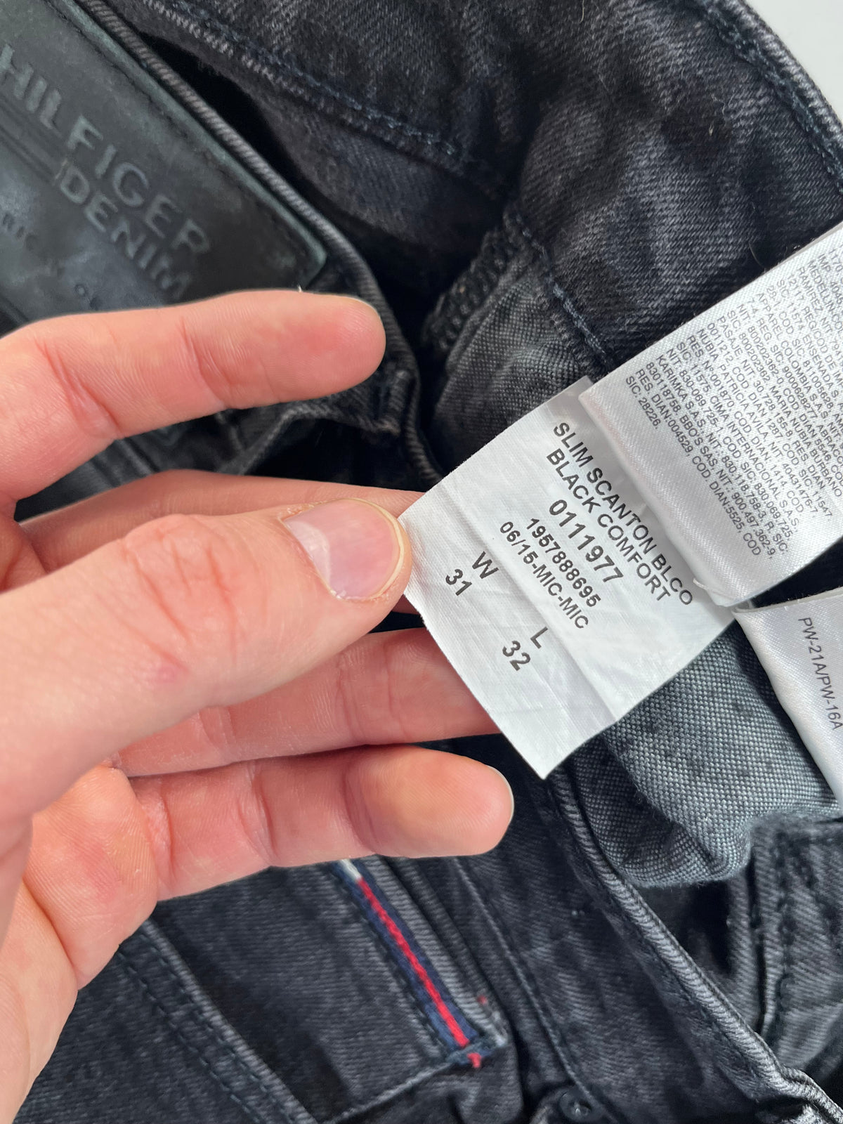 Tommy Jeans Slim Fit farmernadrág
