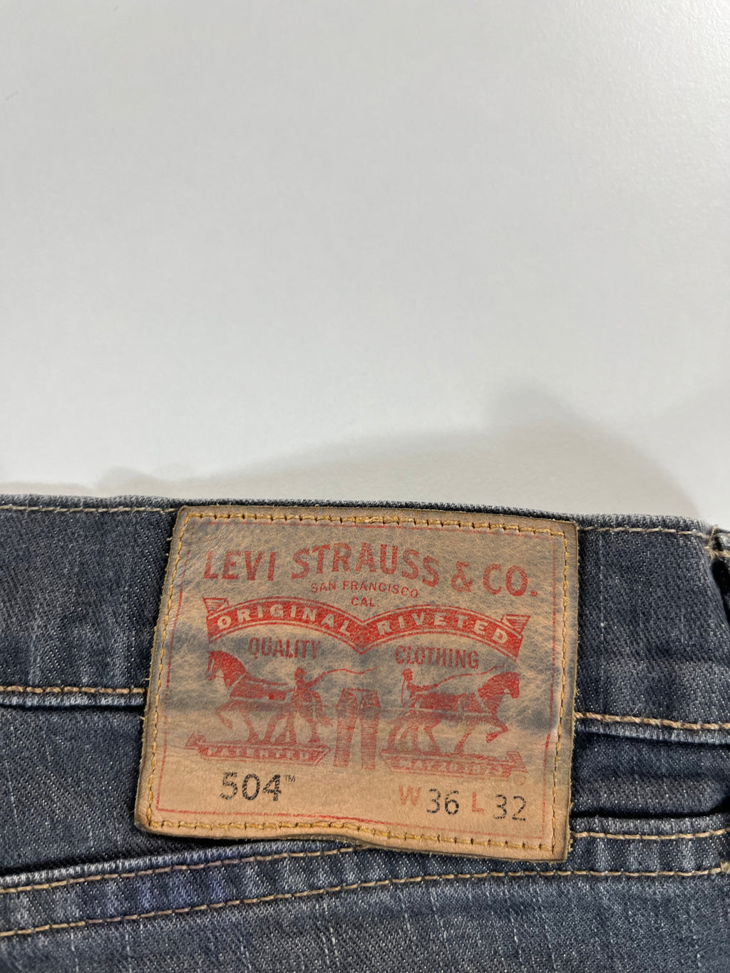 Levi's 504 W36 L32 farmernadrág